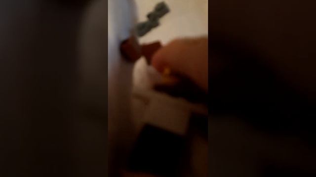 Строю человечка из Лего из роблокса смотреть онлайн