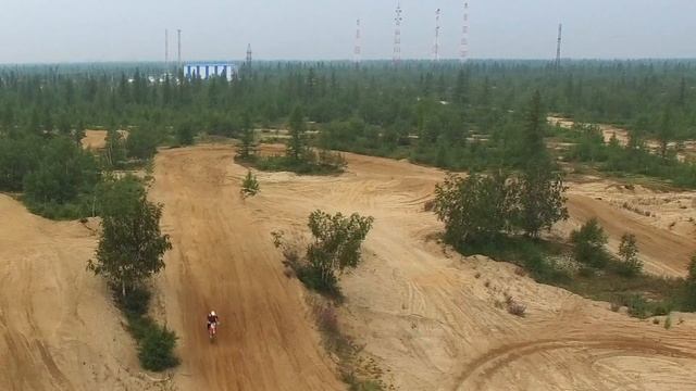 Мотокросс разминка Новый Уренгой смотреть онлайн