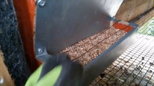 Кролики выгребают корм??? Есть выход!