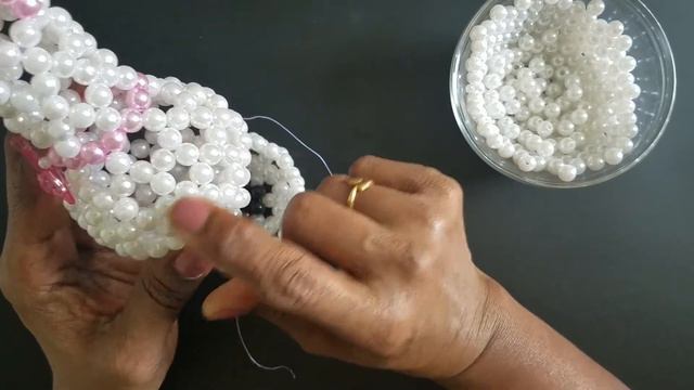 மணியில் அழகான பூ ஜாடி (DIY Flower Vase in Beads) смотреть онлайн