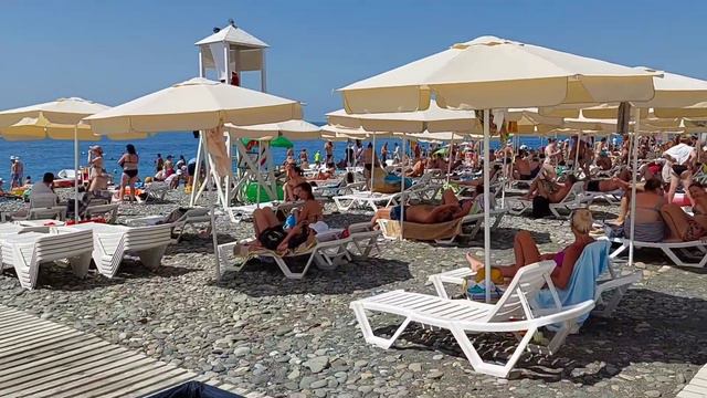 Пляж Сириус и Redisson, Сочи, август 2022, море, отпуск, ситуация на пляжах Сочи, 2022, цены 2022 смотреть онлайн