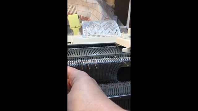 1Шапочка в клетку смотреть онлайн