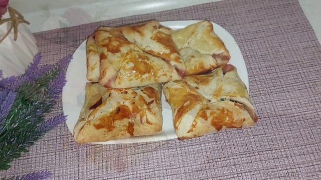 Вкуснятина к чаю из слоёного теста. Два простых рецепта. смотреть онлайн
