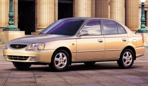 Как снять заднее сиденье на ACCENT и на многих др марках авто .mp4