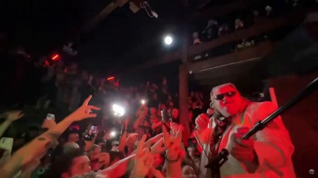 ИСТОРИЧЕКСОЕ СОБЫТИЕ! ВПЕРВЫЕ - ОСТРОВ В ОКЕАНЕ НА СЦЕНЕ КЛУБА "ИОНОТЕКА" SUNBOY LIVE смотреть онлайн