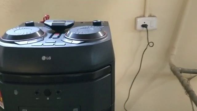 LG XBOOM Music System | OK-55 | 500W RMS | Microphone | DJ Home for Party | First Impressions смотреть онлайн