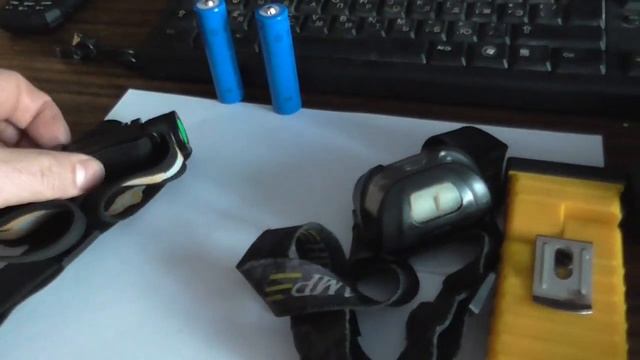 Фонарь  BORUiT D10 для ремонта холодильников.