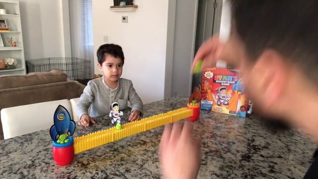 Ryan's Rocket Race Game смотреть онлайн