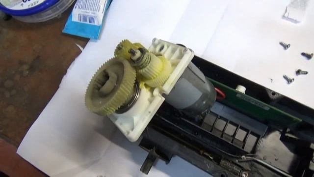 Гранд Сценик 2. Ремонт ручника. Часть 3. смотреть онлайн