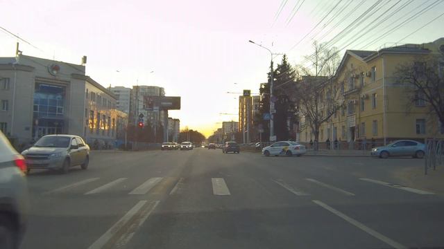 Вечерняя поездка по городу. Отличная тёплая погода в феврале. смотреть онлайн