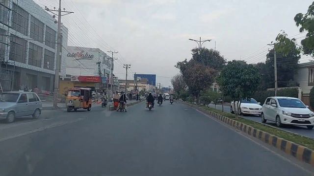 Ramadan VLOG | To Phir Iftar Bantnay Chalay | Ramzan Vlog | Ramzan Karim | Nishtar Medical Hospital смотреть онлайн