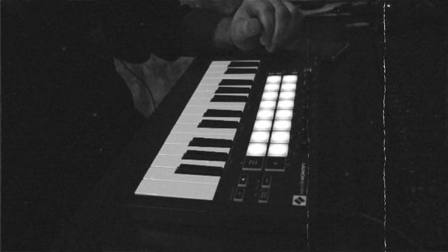 FL STUDIO/NOVATION LAUNCH KEY MINI/БИТ ЗА 3 МИНУТЫ/ смотреть онлайн