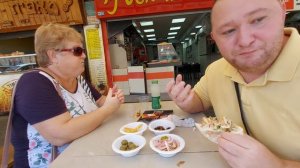 Уличная еда в Израиле. Нарвались на хамское обслуживание. Мы такого еще не видели.