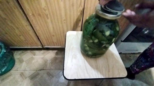 Москвичка. Щелчок 1.Закаточная машинка. Автомат. Отлично помогает при консервации. смотреть онлайн