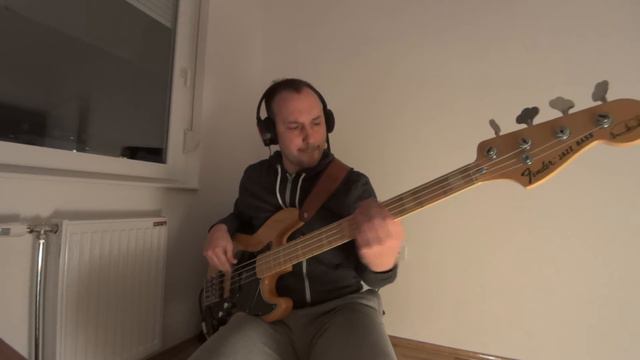 Dennis Edwards - Don't Look Any Further ft. Siedah Garrett (Bass Cover) смотреть онлайн