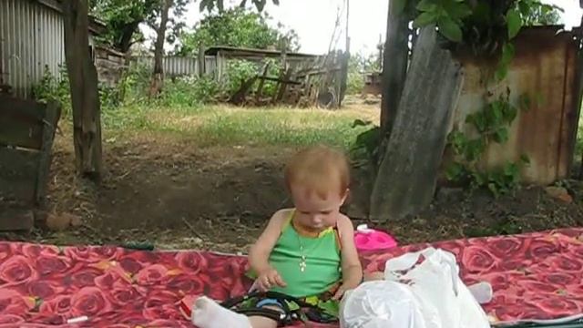 Я скоро вырасту и стану доктором! С праздником всех врачей!!!!! смотреть онлайн