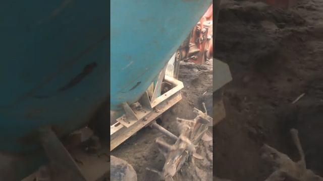 Посадка картофеля под мотоблок#картофелесажалка на мотоблок# смотреть онлайн