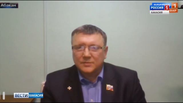 Житель Хакасии купил лотерейные билеты, чтобы рассчитаться с долгами предприятия.14.11.2017 смотреть онлайн