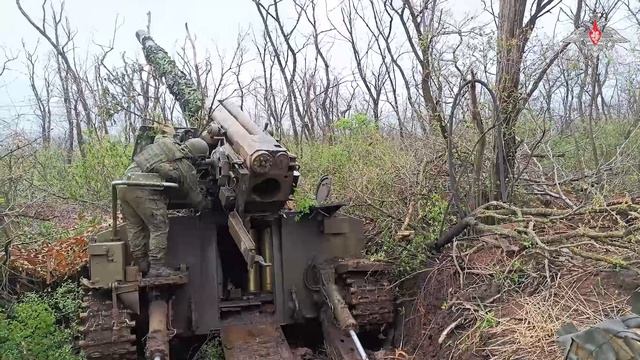 Наши артиллеристы сдерживают натиск врага на Времевском выступе смотреть онлайн