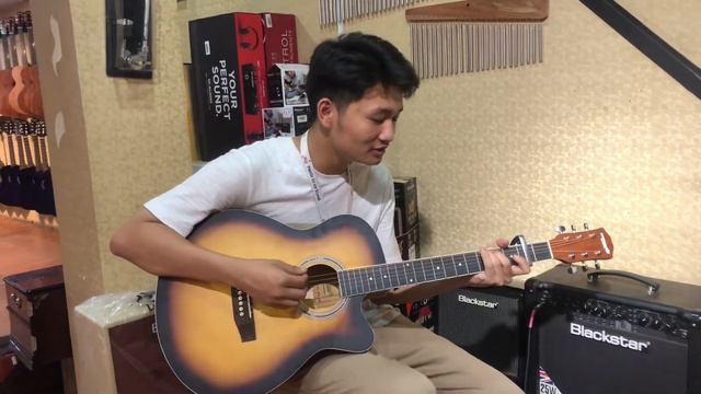 Which Dream Maker Guitar to Purchase??🤔 смотреть онлайн