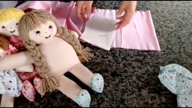 FAÇA E VENDA - ROUPINHA DA BONECA. Pt. 2 смотреть онлайн