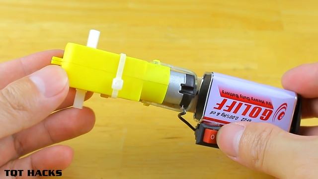 4 AWESOME DC MOTOR LIFE HACKS