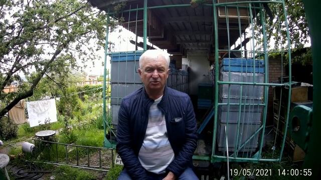 Секреты пчеловода о взятке мёда с белой акации.Об этом не пишут в учебниках.Как взять 2 акации. смотреть онлайн