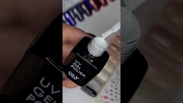 OLYSTYLE гель-лак для ногтей тон 003 белый смотреть онлайн