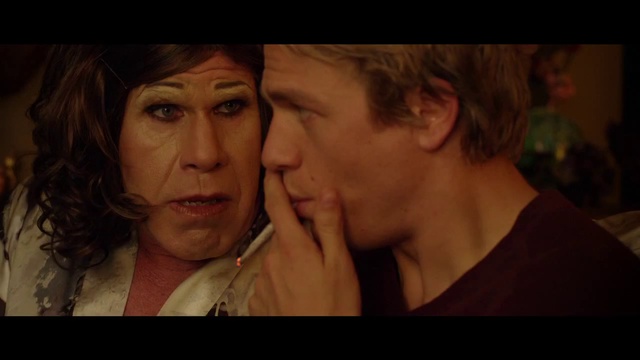 Фрэнки наводит шорох (Frankie Go Boom) - трейлер смотреть онлайн