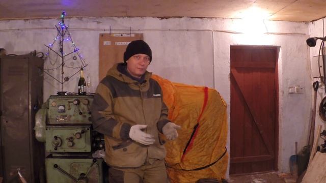 БЮДЖЕТНАЯ ПИЛОРАМА 3 теперь из электропилы. Самодельная пилорама. Праздничное видео.НАС БОЛЬШЕ 7000 смотреть онлайн