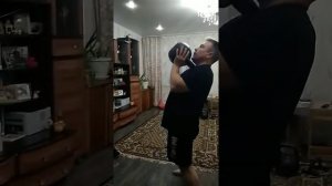 Упражнения с гирей 32 кг
