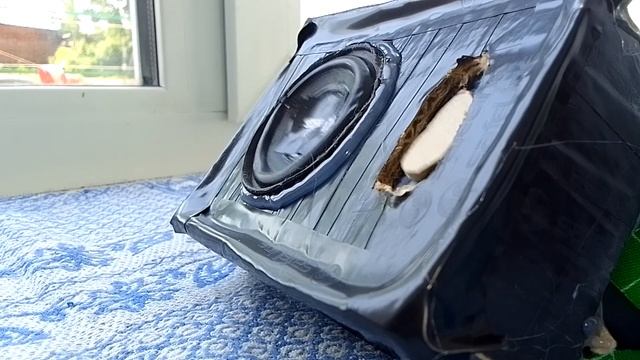 бас тест самодельной колонки JBL go 2 смотреть онлайн