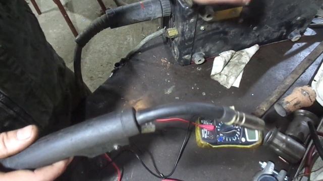Если залипает проволока в сварочном полуавтомате. Про это нигде не пишут. смотреть онлайн