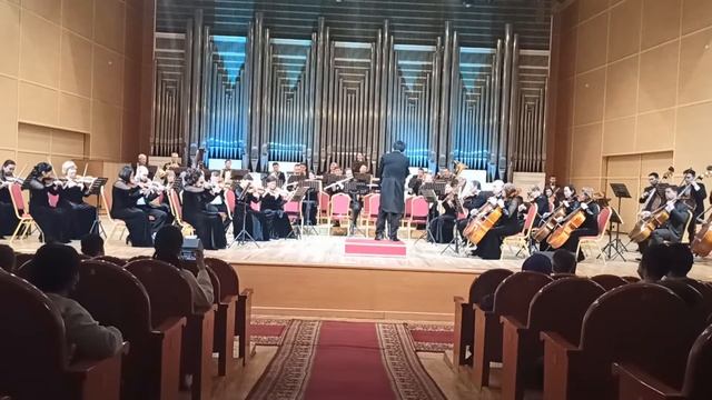 Петр Чайковский – «Испанский танец» из балета «Лебединое озеро» смотреть онлайн