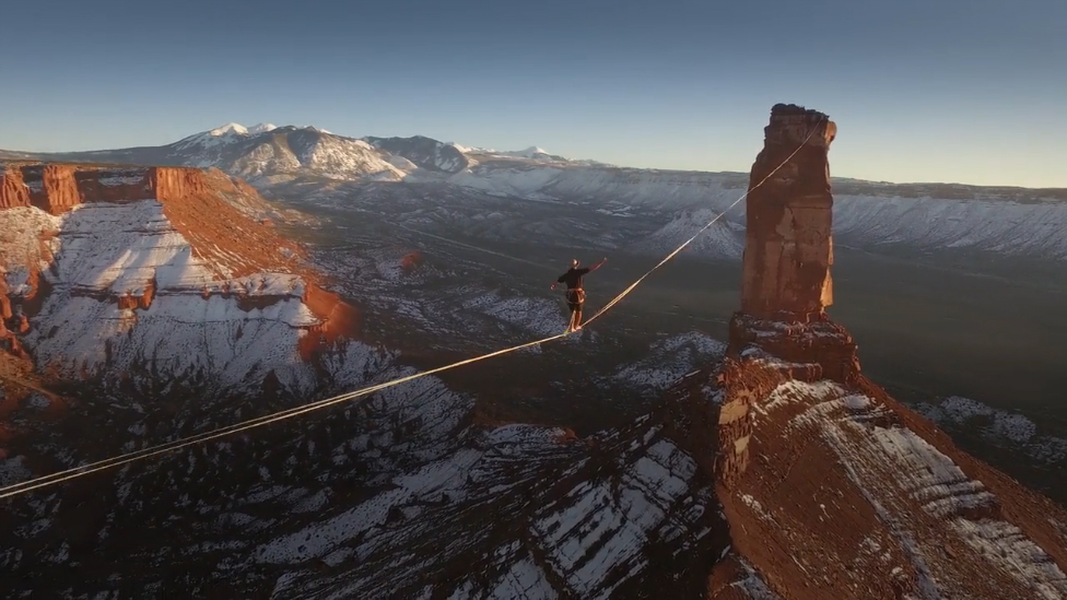 Через небо смотреть онлайн