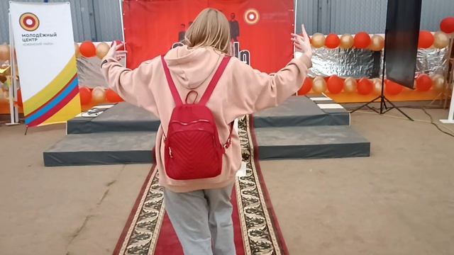 DAY WITH US • Праздник в нашем городе • Много крашей смотреть онлайн