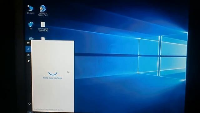 Atom D525 PC booting Windows 10 (Version 1511/build 10586) смотреть онлайн