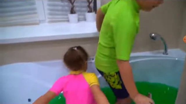 Реакция на Пандекс (СЛАЙМЕРЫ-родители пустили в ход детей) (простите за страноссь и ошибки и т д) смотреть онлайн