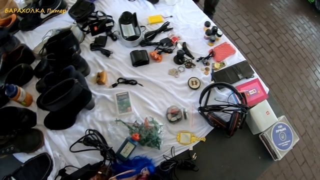 Барахолка глазами барахольщика. Блошиный рынок на Удельной смотреть онлайн
