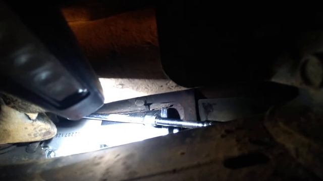 2007 Ford Expedition - The starter's miserable top bolt смотреть онлайн