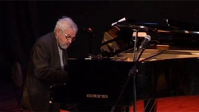 Ефим Самсонов (рояль) - авторские импровизации смотреть онлайн