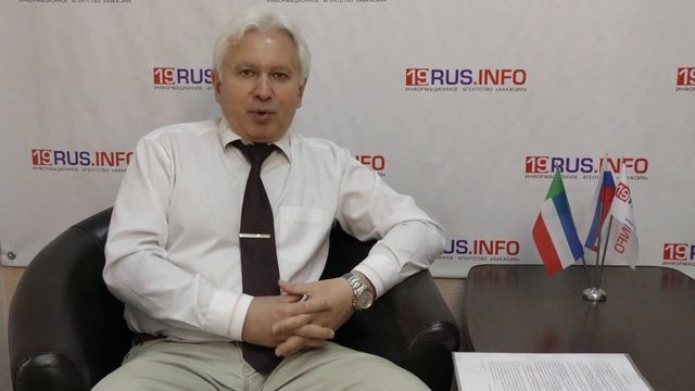 Поздравление с Днем российской адвокатуры от Александра Баландина смотреть онлайн