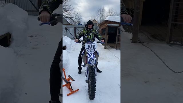 Yamaha Yz450f холодный запуск