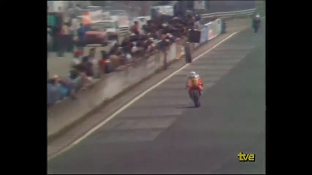1985 Italian 500cc Motorcycle Grand Prix (Spanish commentary) смотреть онлайн