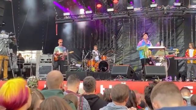 Меджикул Авторы София Егорова Олег Сапронов новая песня Величество Мелодия смотреть онлайн