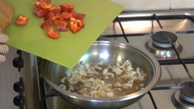 Курица по-охотничьи - куриное филе в томатном соусе по-итальянски смотреть онлайн