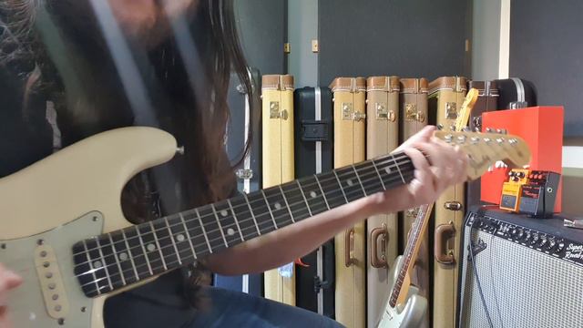 Fender American Original 60s Stratocaster in Olympic White смотреть онлайн