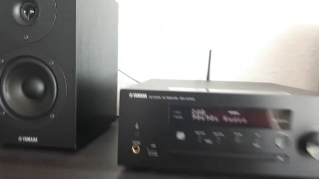 Компактная система Yamaha MusicCast MCR-N470D смотреть онлайн