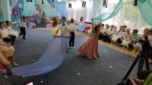 "Город золотой" Танец с полотнами.