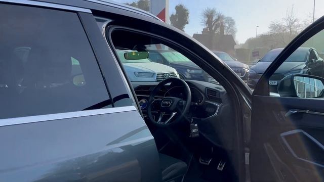 Audi Q3 S line 35 TFSI 150 PS S tronic 1.5 5dr смотреть онлайн